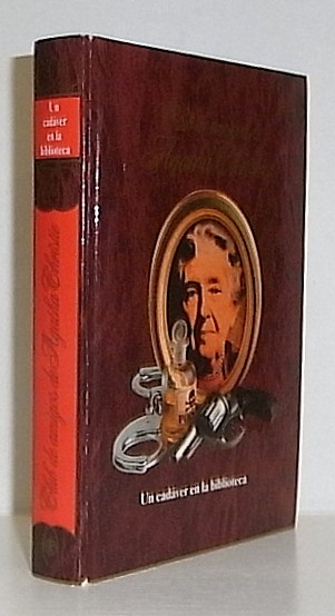 Un cadáver en la biblioteca