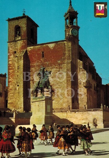 Tarjeta Postal. Escudo de Oro. Nº 1. Trujillo (Cáceres). Iglesia de San Martín y Estatua de Francisco Pizarro. Ëglise de 'San Martín' et Statue de 'Francisco Pizarro'. 'San Martín' Church and Statue of 'Francisco Pizarro'